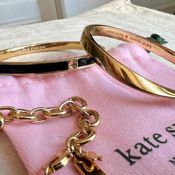 Kate Spade Set of 3 Bangles Bracelets Gold Tone with Dust Bag - Picture 12 of 16